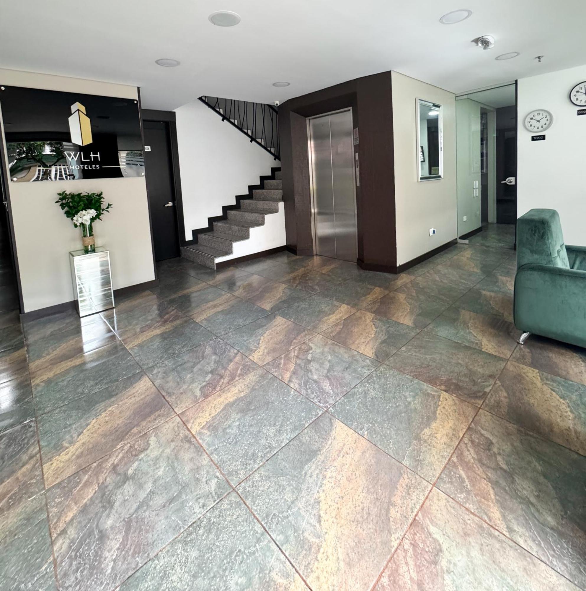 Hotel Wlh Silver Corferias Богота Экстерьер фото